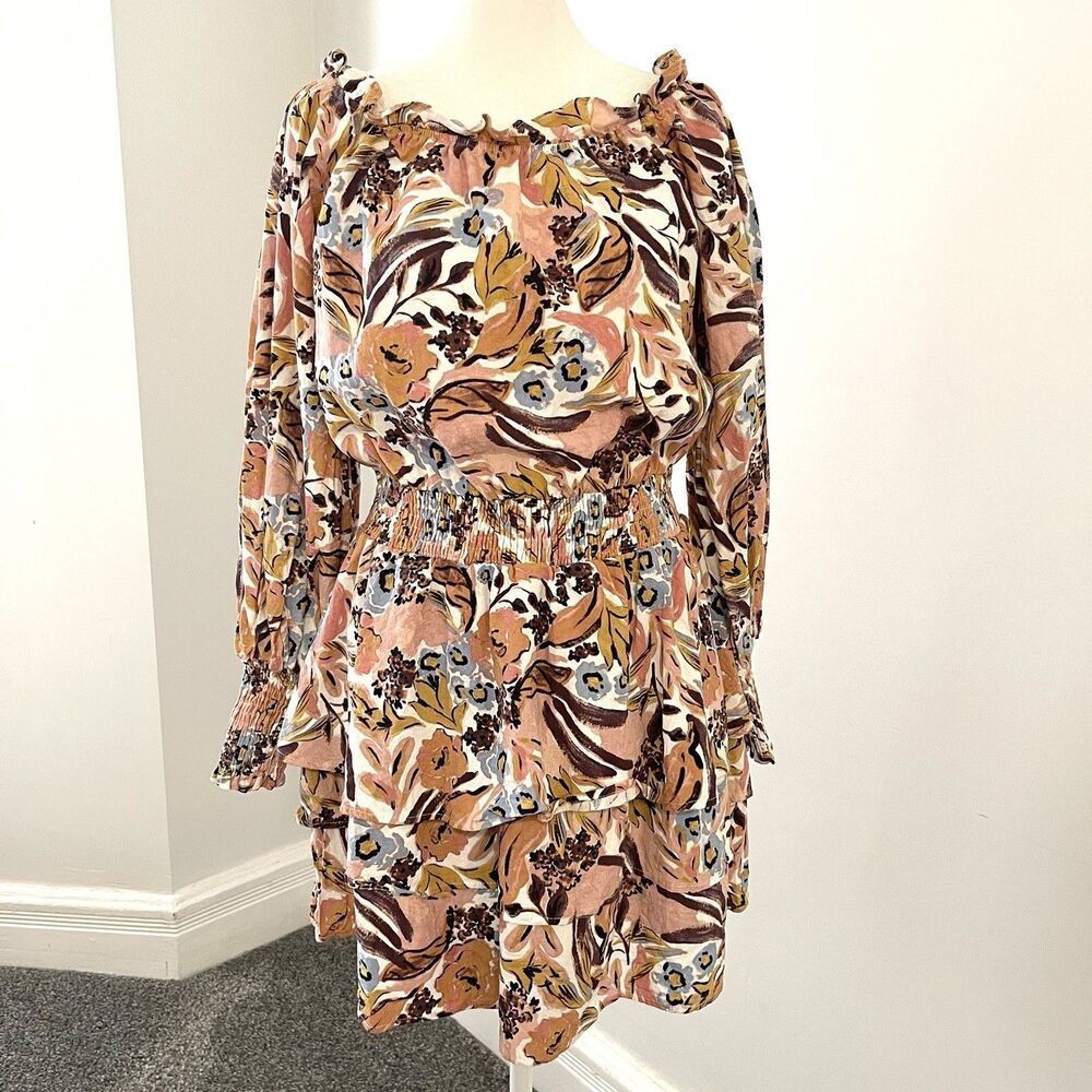 Girl and the Sun Floral Dress Size Medium On Or Off Shoulder Tiered Cotton Mini
